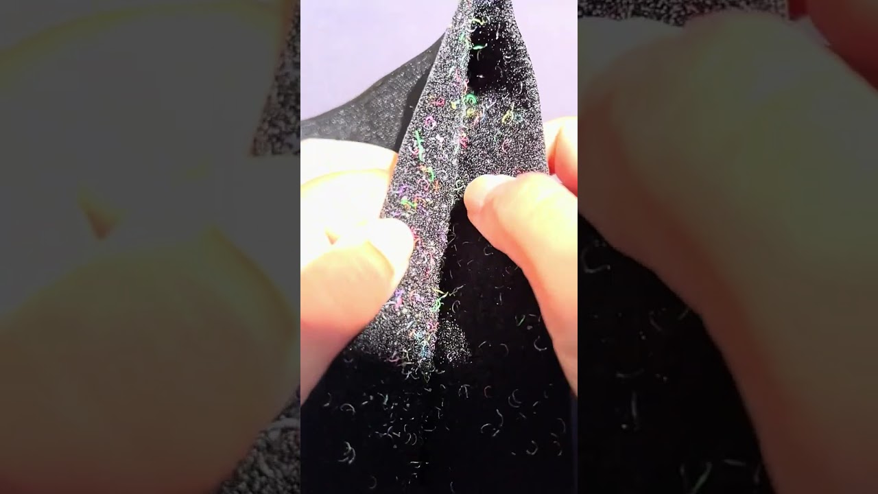 CRUNCHY Black Velcro with colourful hooks and SLOWMO