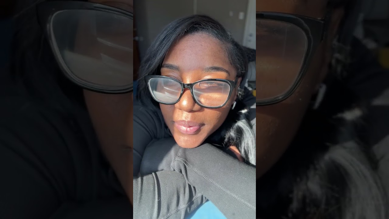 Story time ~ attention to loa. 