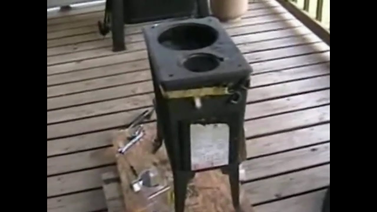 Rebuilding and repairing a Jotul 602 N woodstove