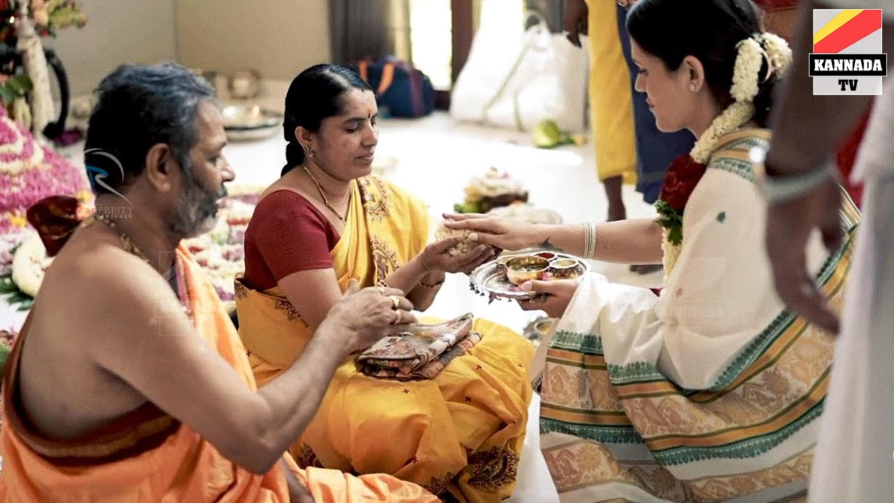 ಅರಿಶಿನ ಕುಂಕುಮ ನೀಡಿದ ಅಂಬಿ ಸೊಸೆ : ಸತ್ಯನಾರಾಯಣ ಪೂಜೆ | Aviva Abhishek Ambareesh house satyanarayana pooje