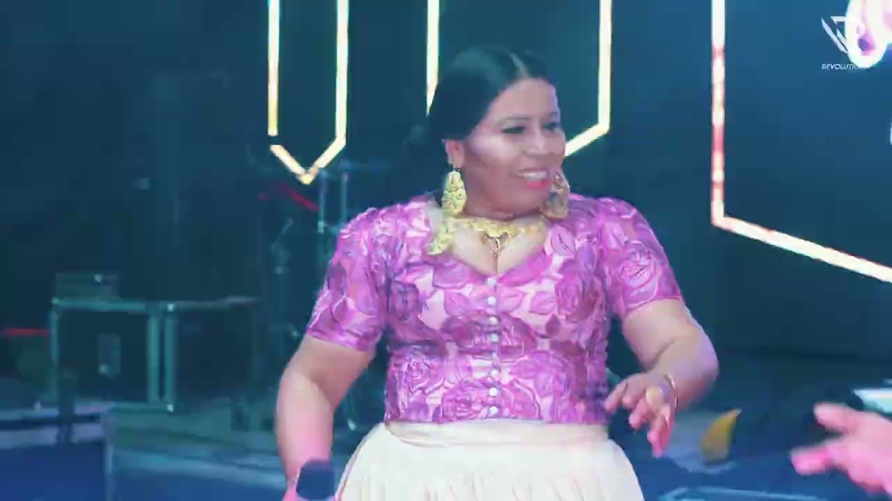 CORTA VENAS BERTHA AYALA Y SU GRUPOS SON VÍRALES     EN. VIVO 🎉❤️