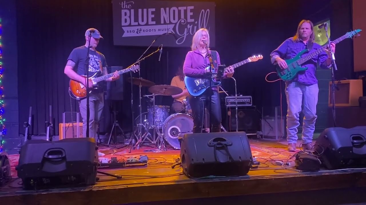 Debbie Liske Band @ Blue Note Grill  - Broken Fences Original Song
