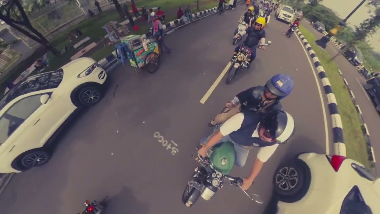 Rolling Thunder with Royal Enfield Bogor
