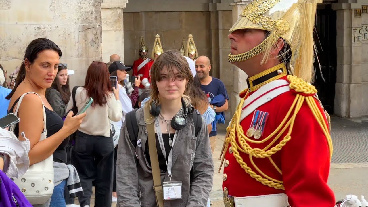 BOSS Step in and Deal With the Tourists Himself