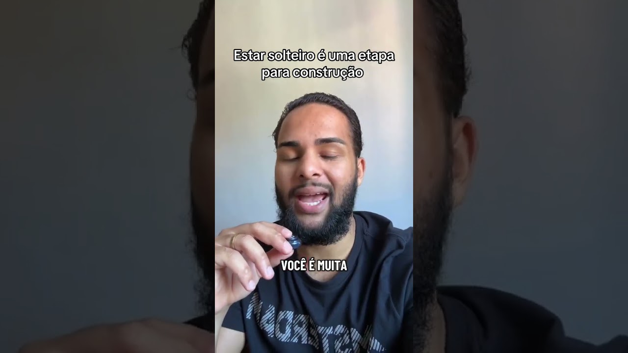 Estar solteiro é uma etapa de construção necessária 