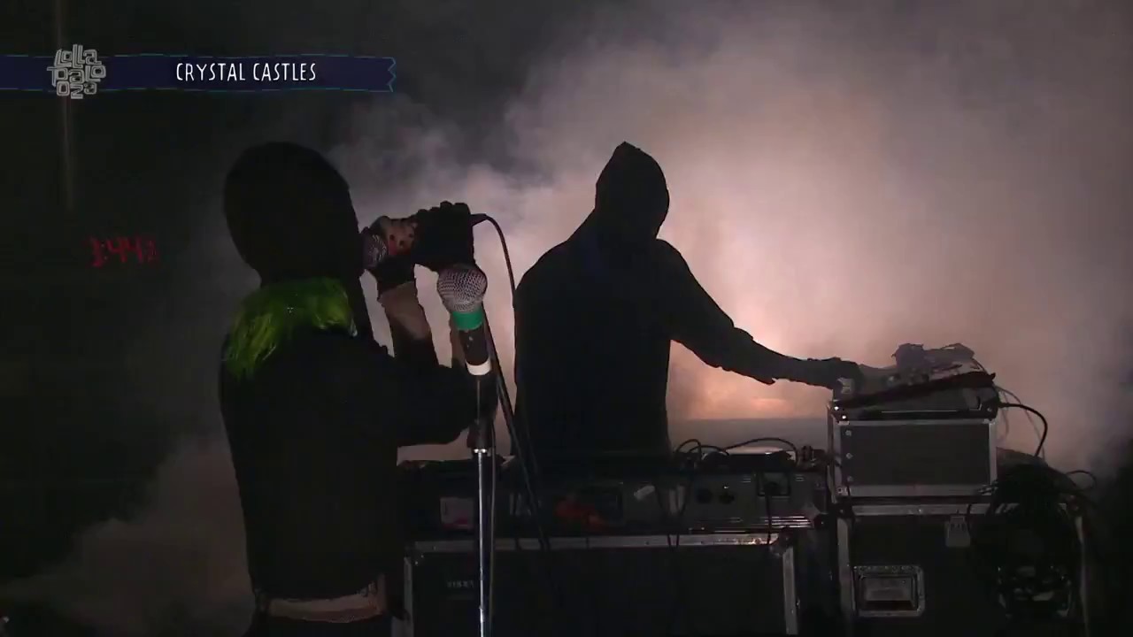 Crystal Castles - Femen & Rites (Lollapalooza 2017)