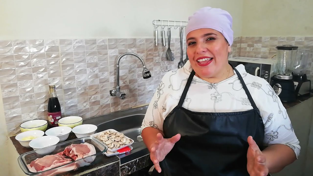 Receta de Chuleta en Salsa de Champiñones y Vino Tinto Y Ensalada Griega. #JairaEnSuCocina