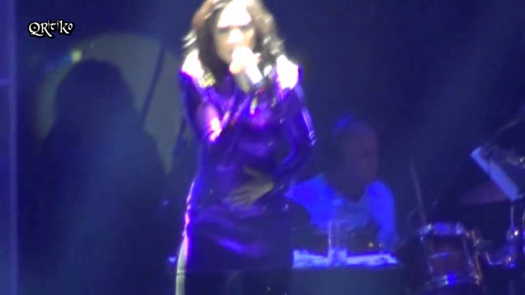 SARAH GERONIMO - Sino Ang Baliw (Perfect 10 Concert)