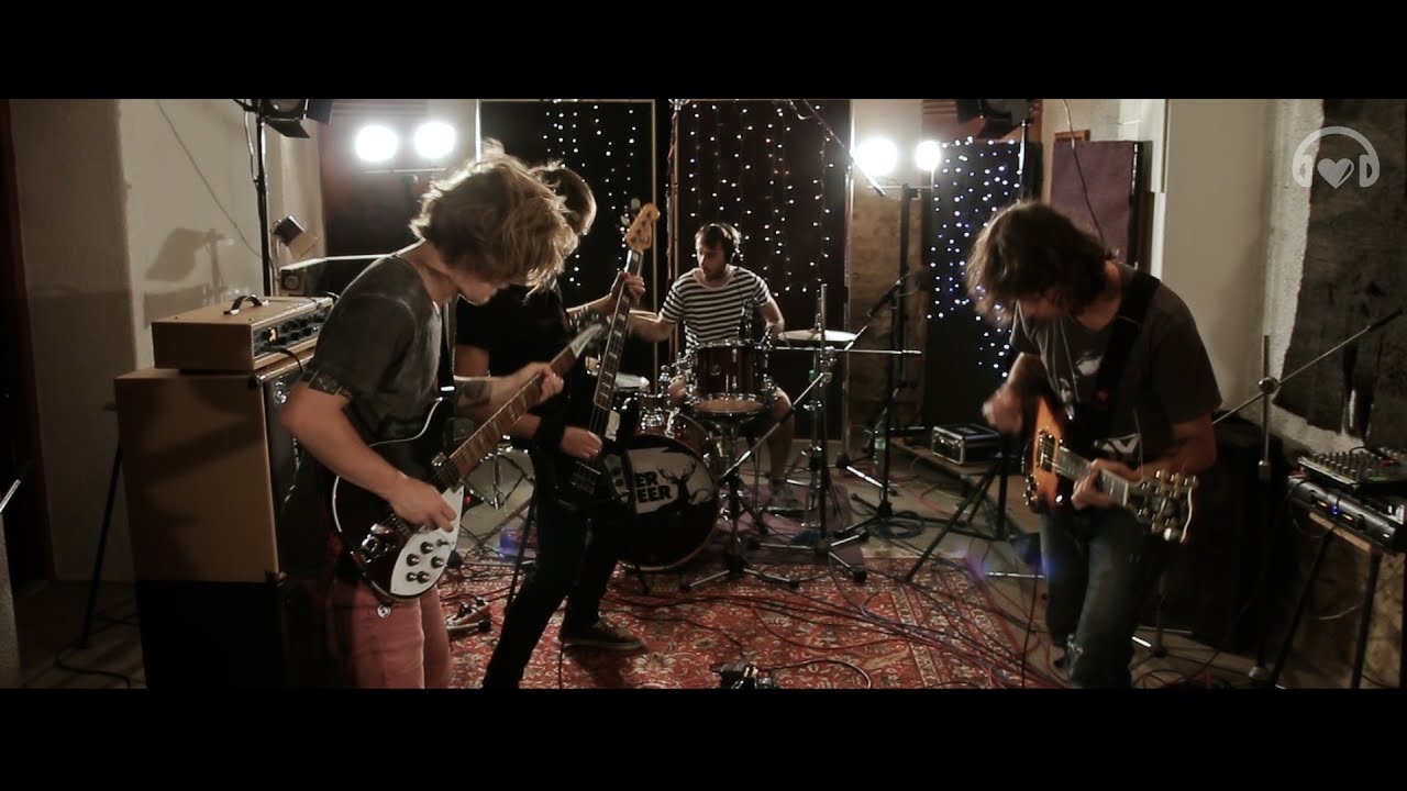 Deer Deer - Kostitřas (FPM Live Session)