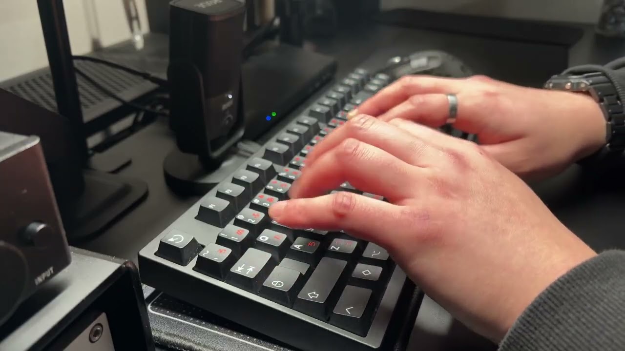 [Typing Test] Transition Lite × Durock T1 × Pbtfans crosshair | 1.5mm PC plate