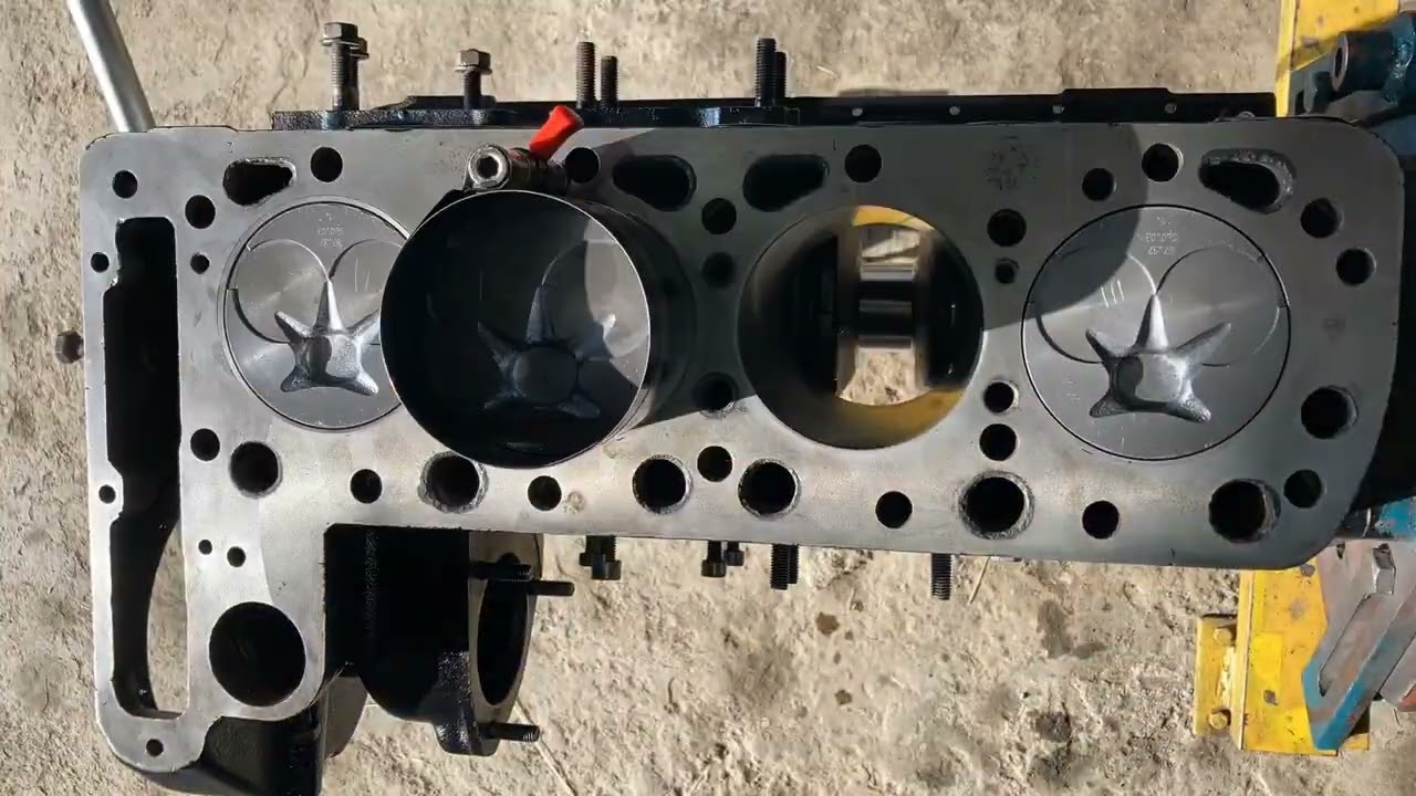 Mercedes-Benz OM engine Pistons installing  @mbusa