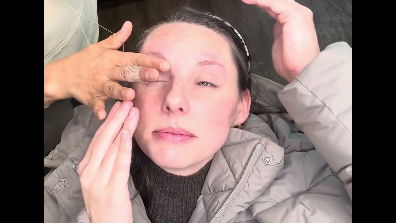 Clean and Sharp Brows 
