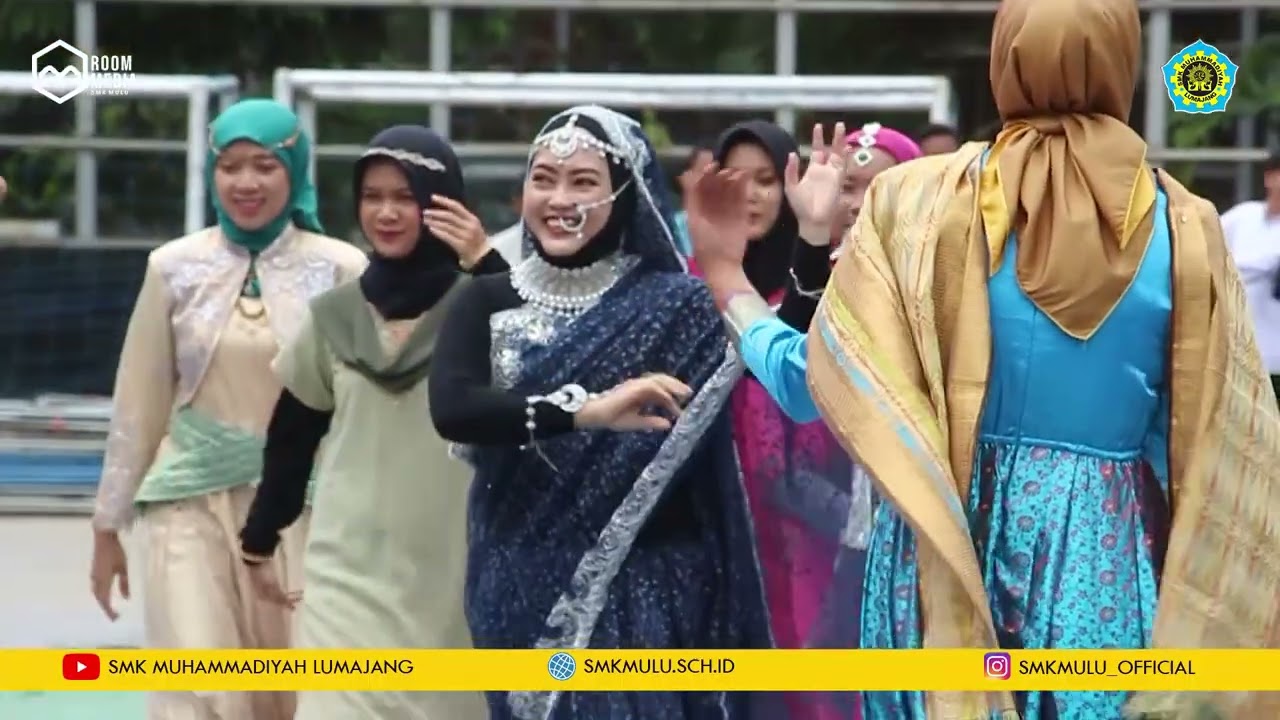 TARI INDIA GURU & KARYAWAN SMK MUHAMMADIYAH LUMAJANG