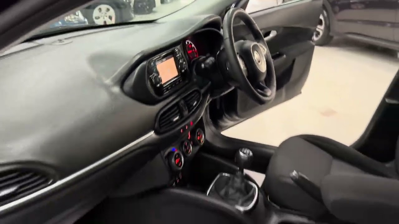 Fiat Tipo 1.4 MPi Lounge Nav 5 Door Manual Estate Euro6 1 Owner 