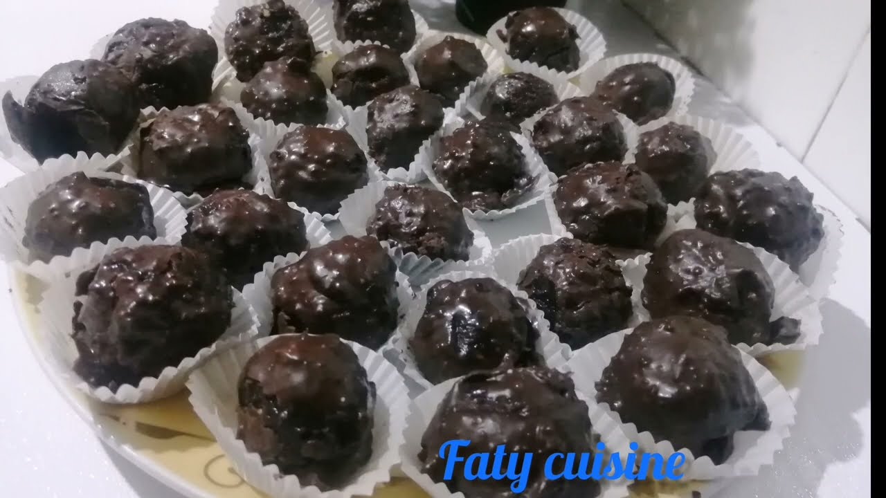 ، من اليوم ما ترمي كيكة غير ناجحة او بقايا كيك بعد واصعني كيك نحضروا  كرات الشكلاط 🍫☕🧉