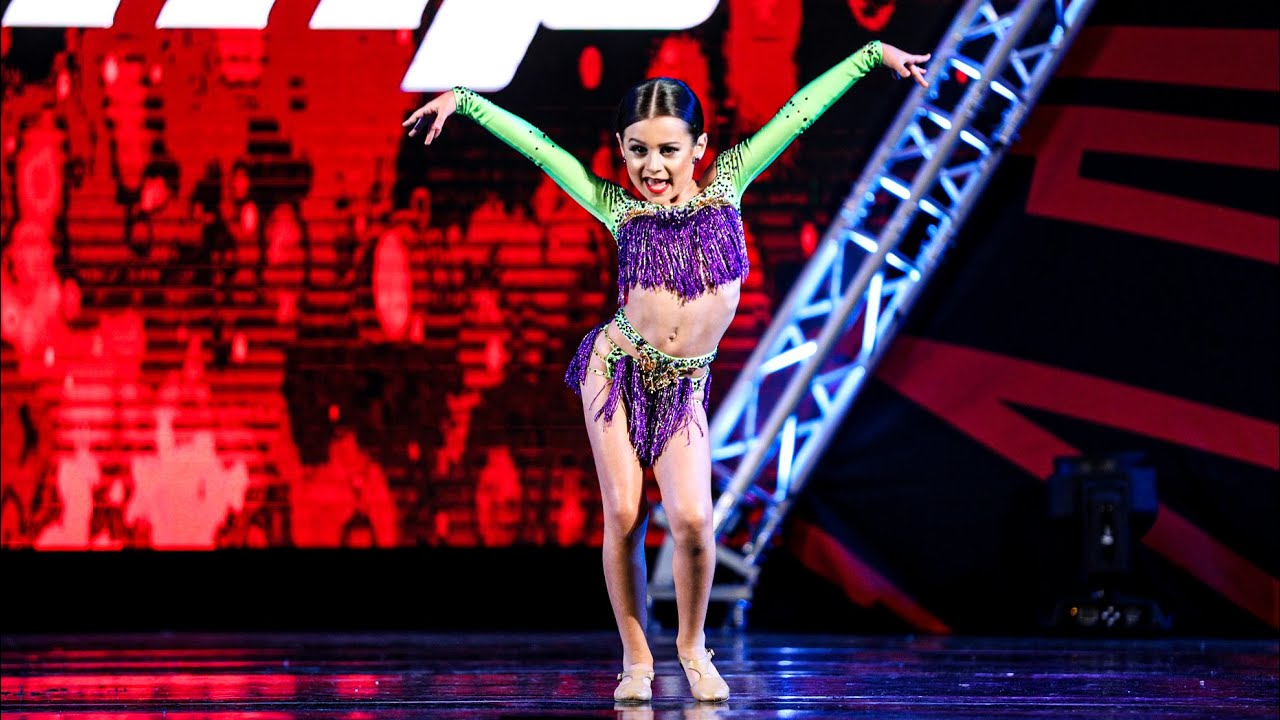 Camila Giraldo - Welcome to Miami