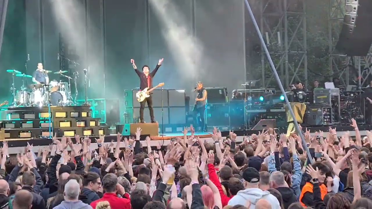 Green Day Wuhlheide Berlin 01.06.2022 - Hitchin' A Ride