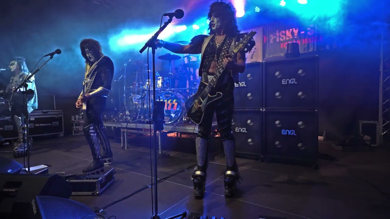 Kiss Forever Band - Deuce