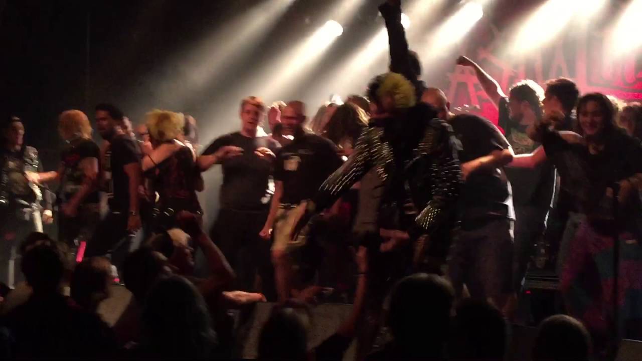 THE CASUALTIES - We Are All We Have @ SO36 - Berlin - 11.08.2016