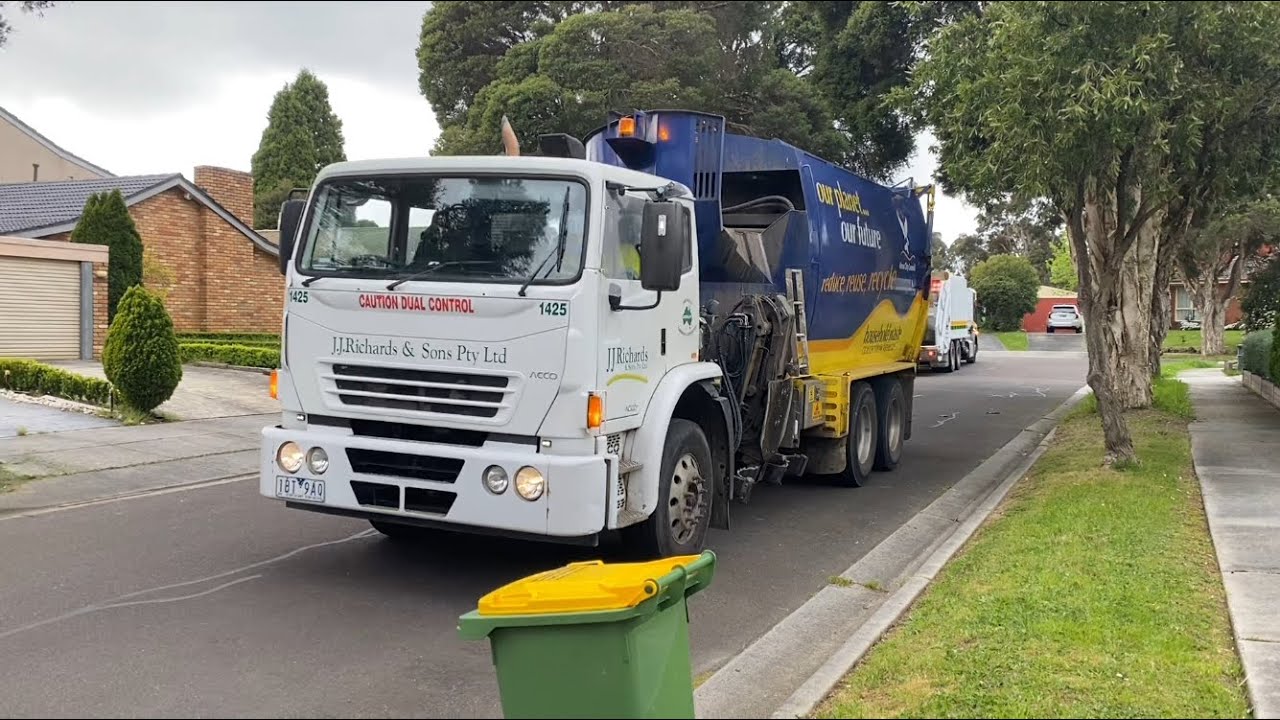 Knox Garbage 1425 - Deep Exhaust