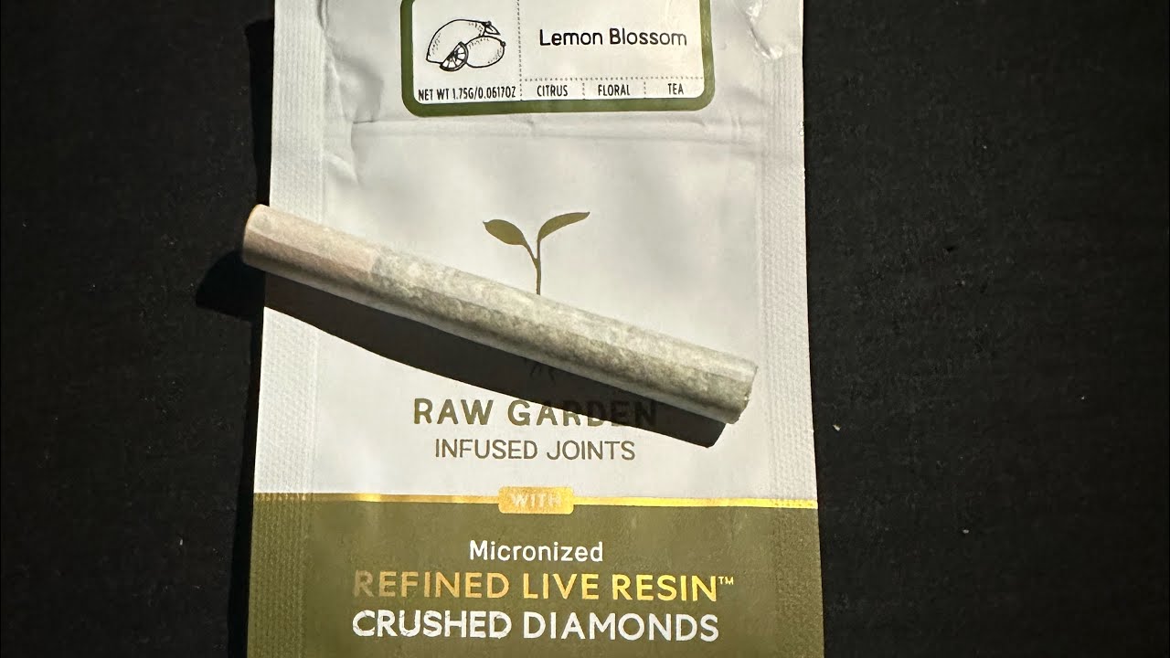 Review/StoryTime (I Almost Died) Raw Garden Lemon Blossom Crushed Diamonds Preroll