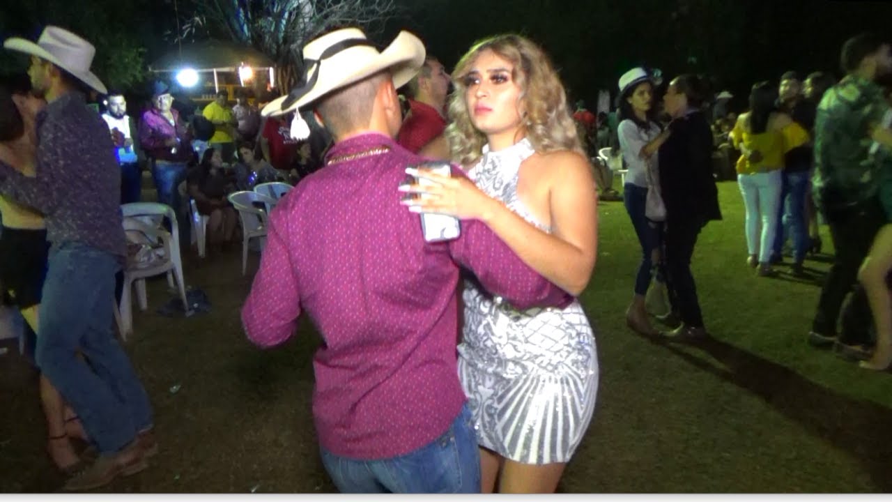 Que chulo baila la Guerita !! --Uno de los mejores bailes en tierra caliente,CHULADA de mujeres !!