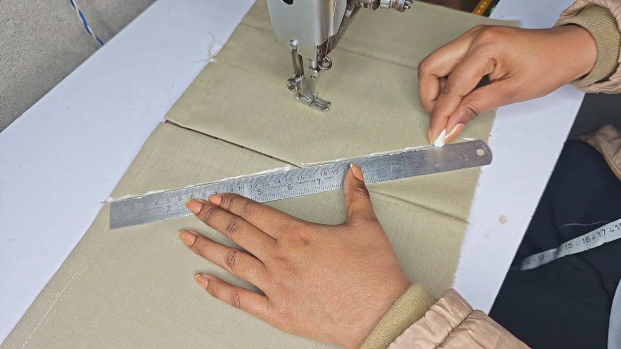 सबसे अलग Fancy collar sleeves design  