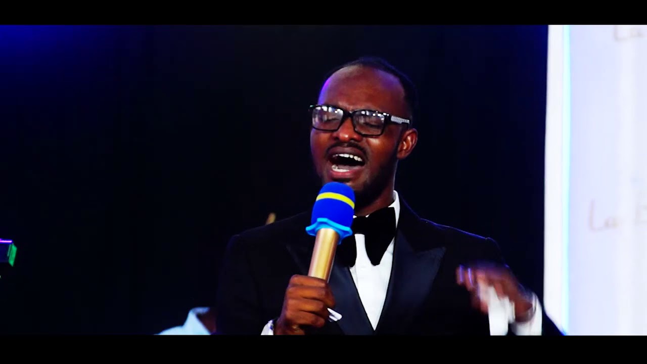 Concert avec Paul Bakenda, Fr Josué Médard et l'Union Musicale la BORNE/Goma. partie 1