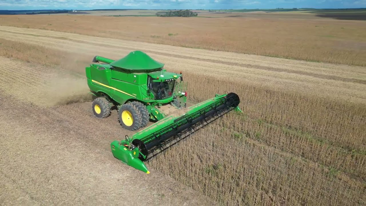 Colheita Tayassu 2023 - Colheitadeiras John Deere S760