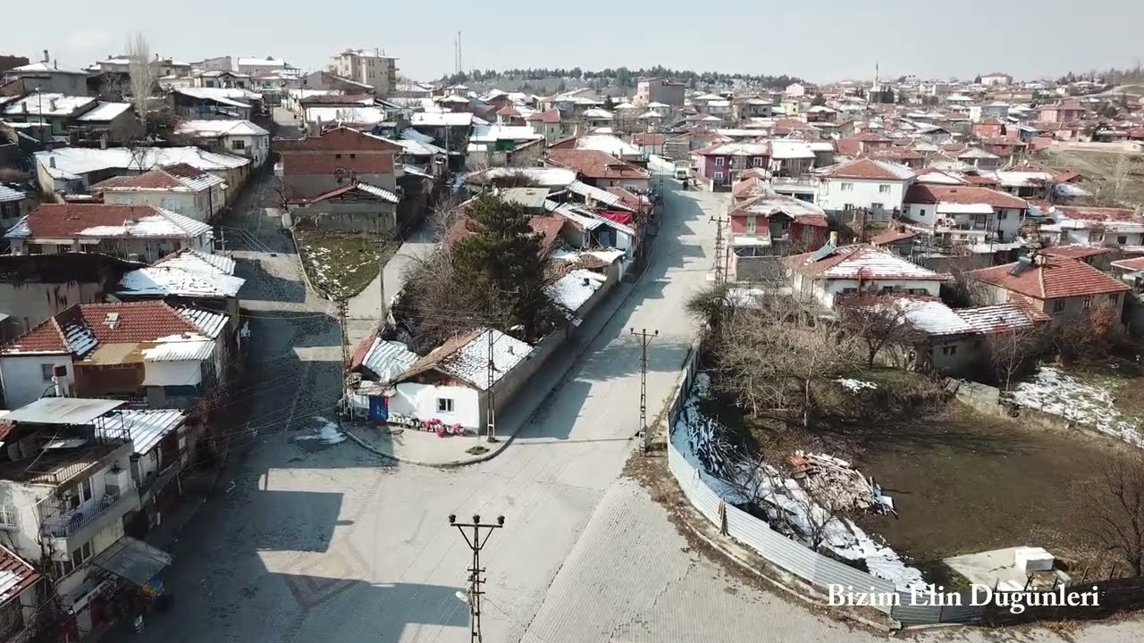 4K SUNGURLU SAVAK MAHALLESİ VE ÇEVRESİ DRONLA YÜKSEKTEN BAKIŞ