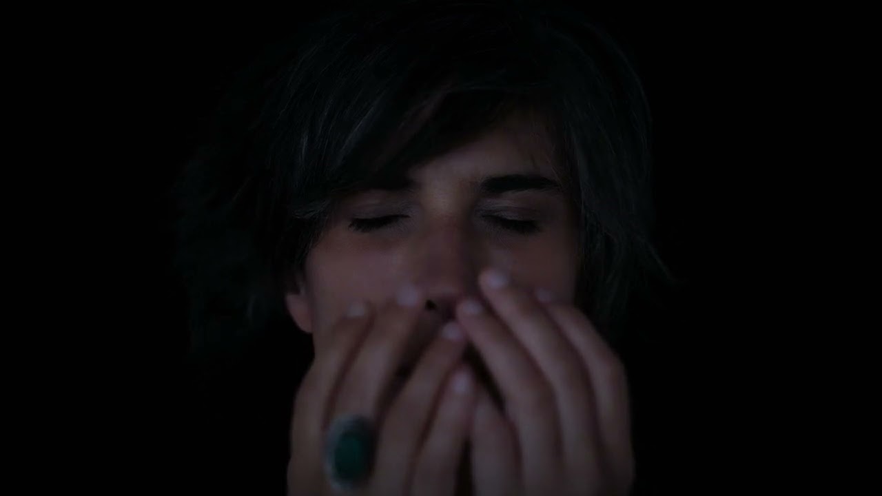 Louise Roam - A faint echo  (Clip officiel)
