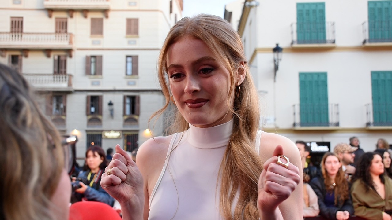 Olivia: 