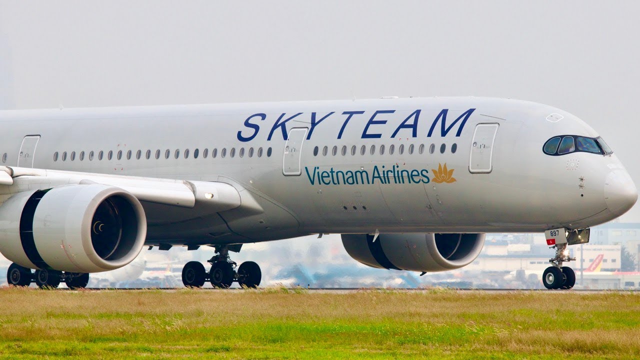✈️ 🇻🇳 MÁY BAY KHỔNG LỒ HẠ CÁNH SÂN BAY TÂN SƠN NHẤT | PLANE SPOTTING AT HO CHI MINH CITY 