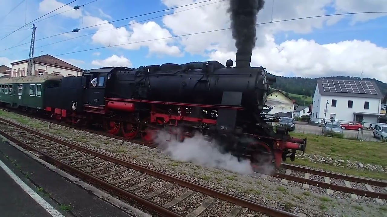 Dampfsonderzug der Zollernbahn Freunde nach St. Georgen mit Schublok 37 Tunnel unter Dampf🌲😍❤️   