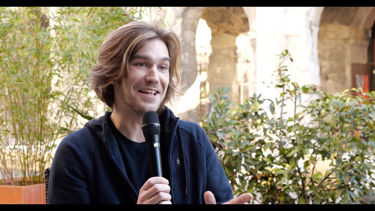 MERCREDI CULTURE - Amaury Vassili : dix ans de carrière résumés sur scène