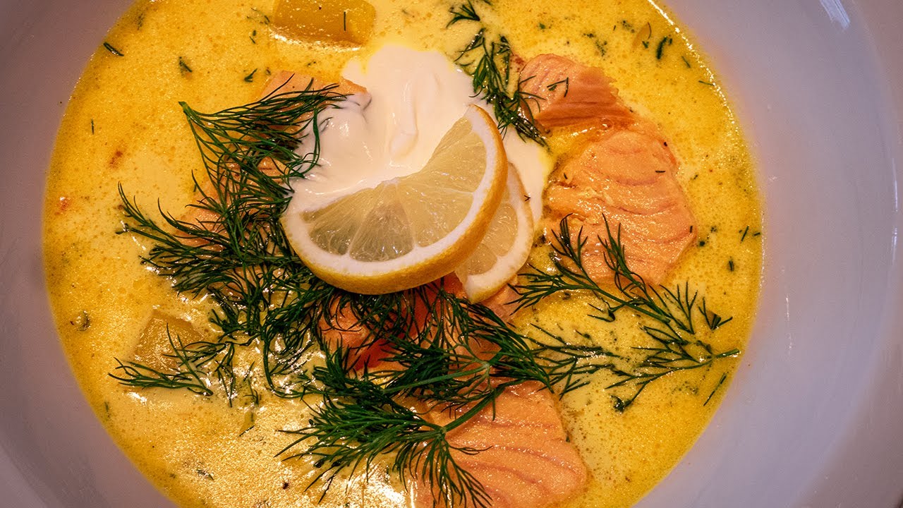 Fisksoppa med lax, saffran & lime cream fraîches