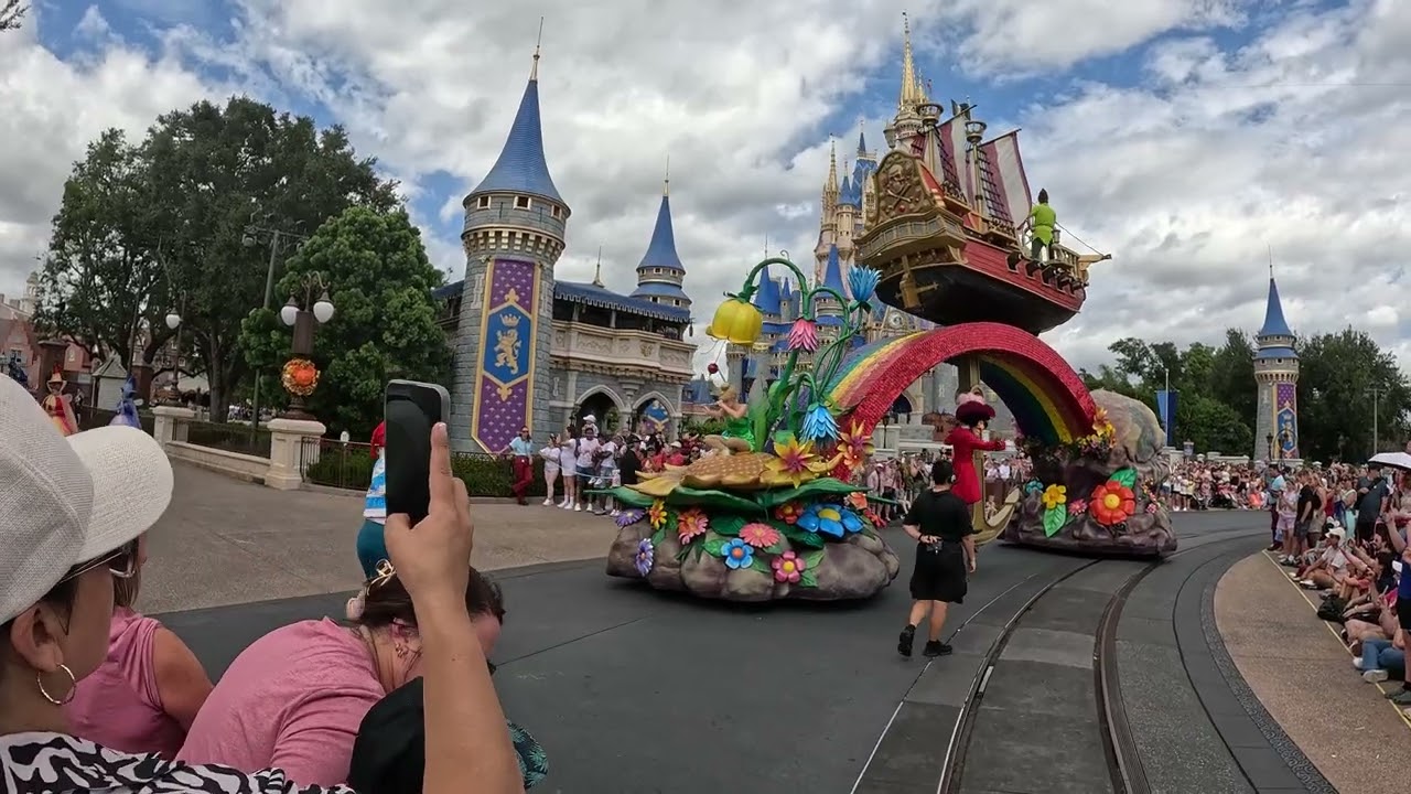 magic kingdom parade orlando disney word#اكسبلور