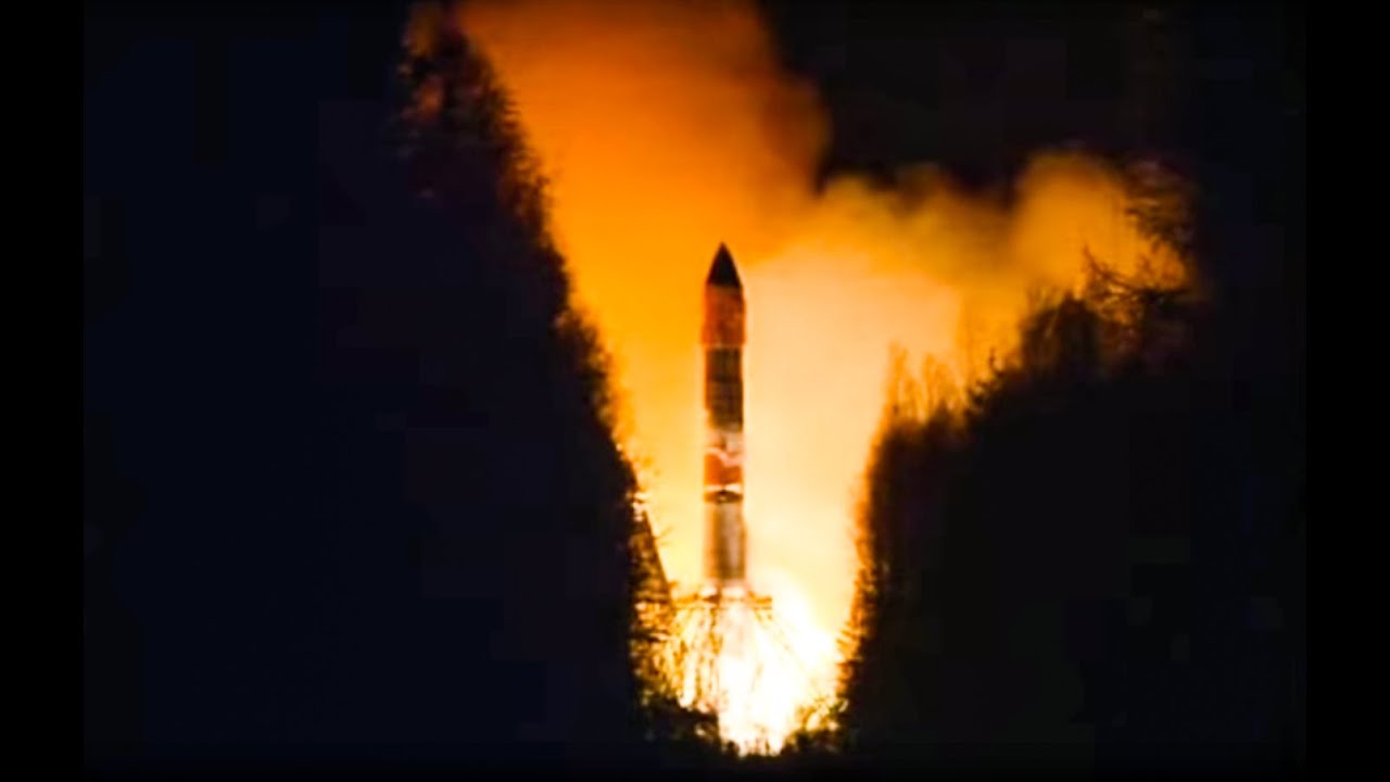 Soyuz Rocket Launch Failure - Rocket Explosion home video