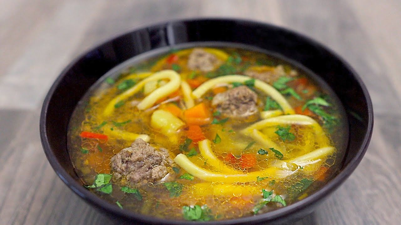 Zupa z klopsikami i makaronem. Szybko i smacznie!