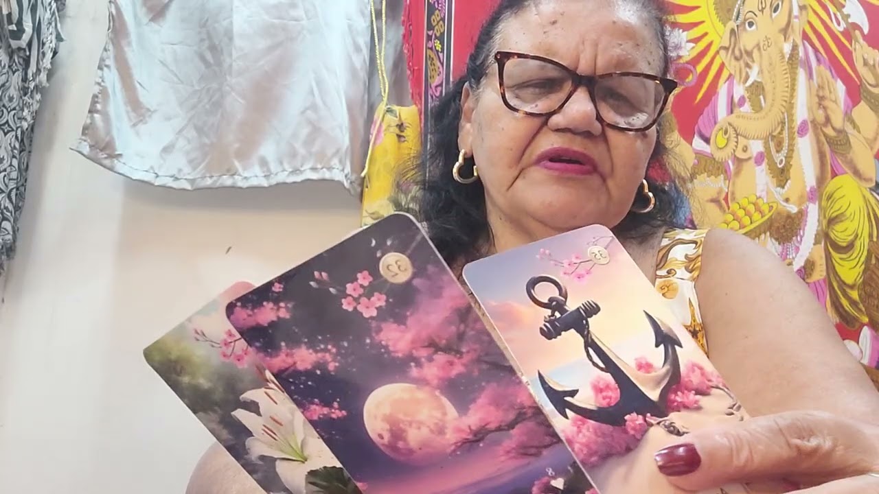 Gêmeos ♊️ ♊️ ♊️ nas finanças tem um dinheiro vindo,no amor 💘 fique alerta...