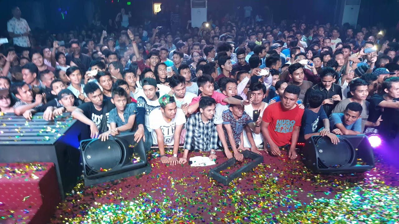 DJ Una Teebox Padang