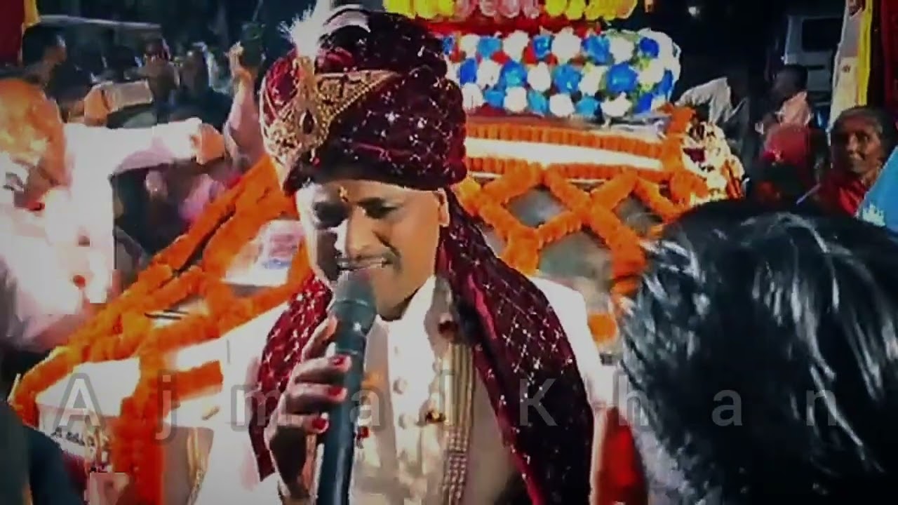 दूल्हे ने ख़ुद गाना गाकर दुल्हन को बुलाया वीडियो वायरल #song #songs #marriage #marriageceremony