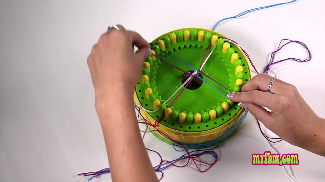 How To Make A Kumihimo Friendship Bracelet with a Confetti Pattern