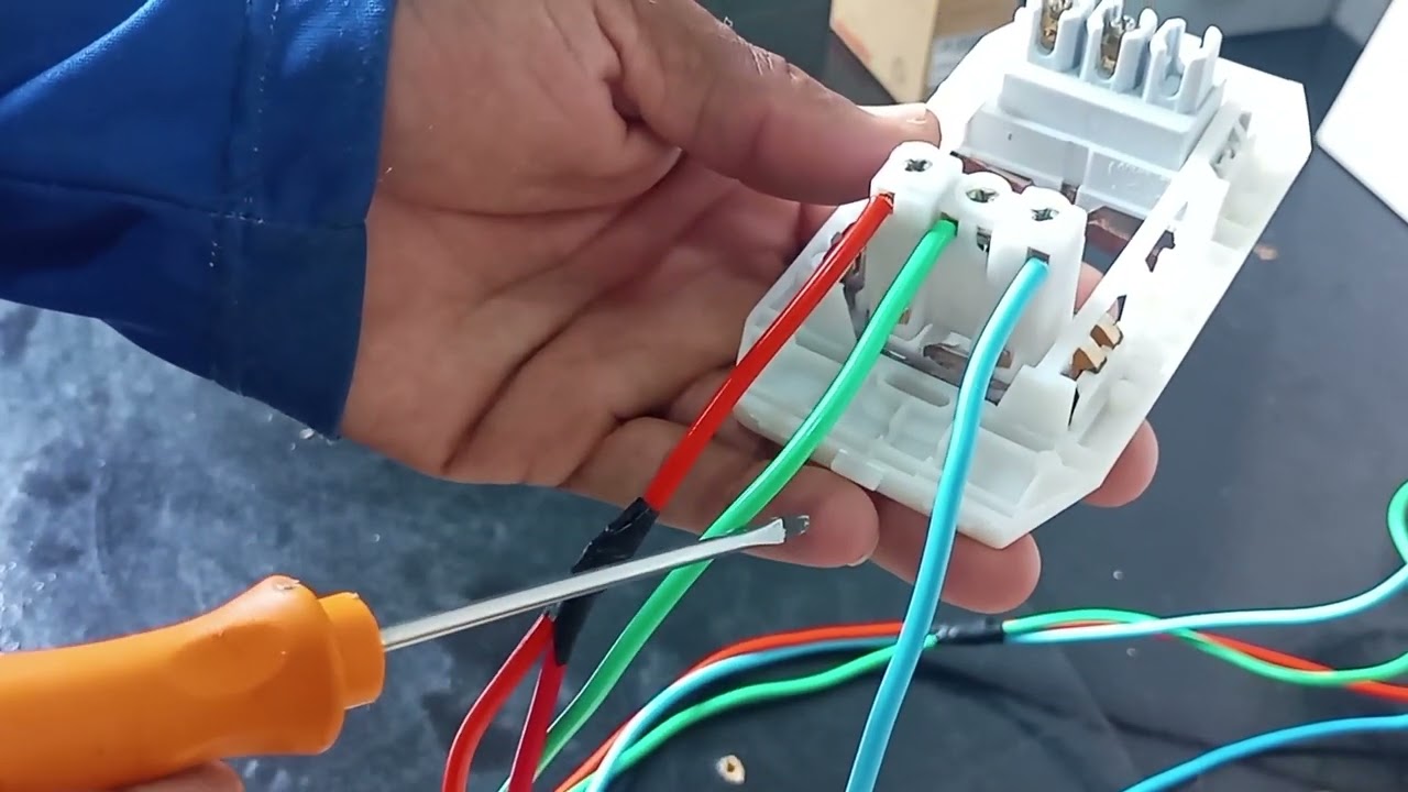 Como instalar interruptor conjugado