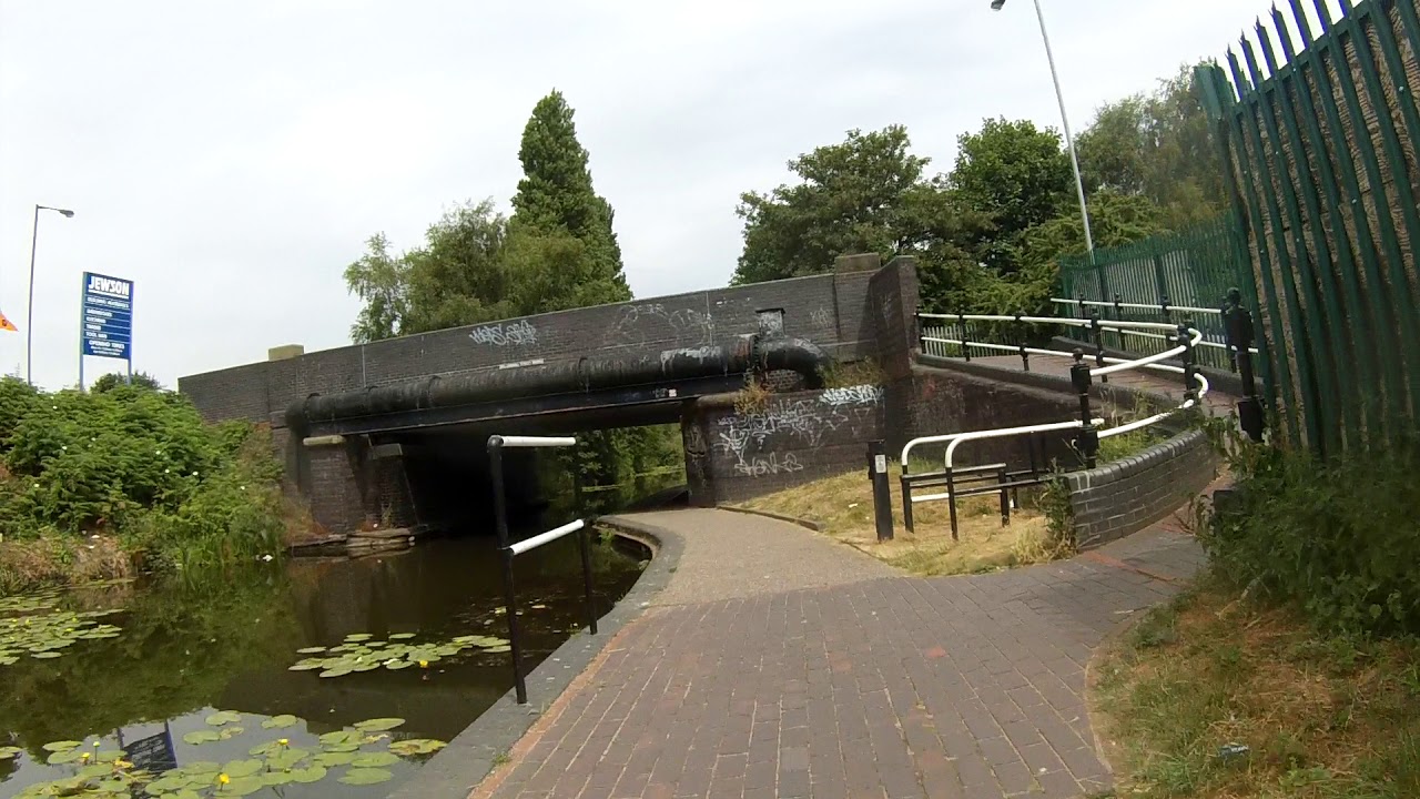 Walsall Canal going to Brownhills
