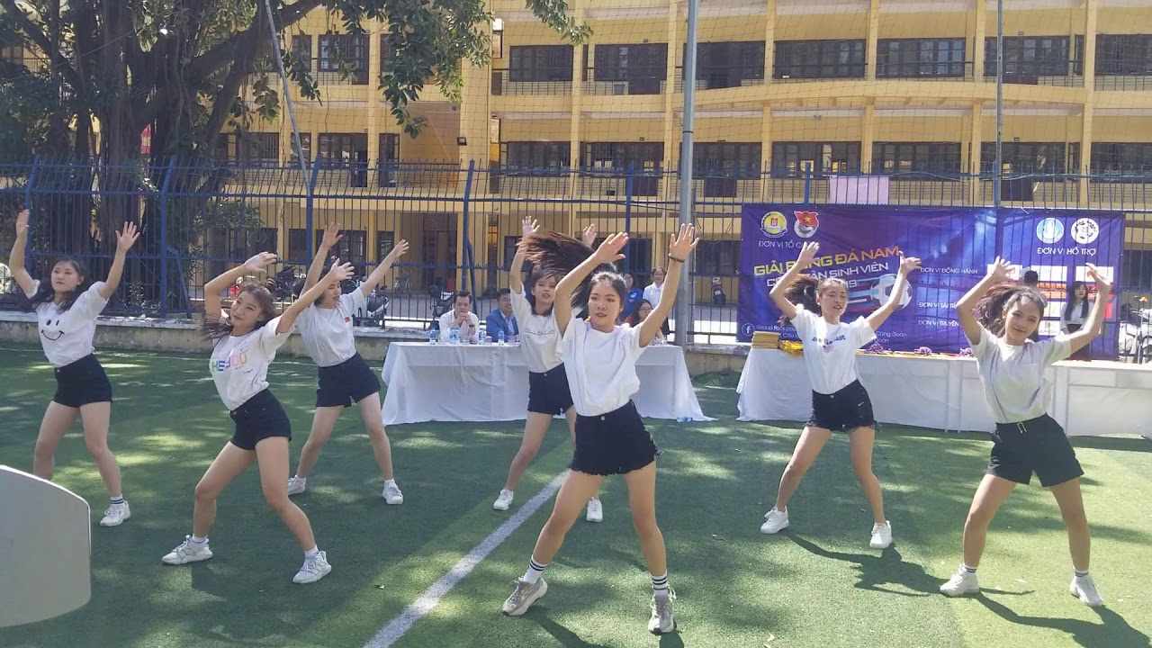 Waka Waka - Lalala | Shakira. Dance by T.D.C Trường Đại học Công Đoàn