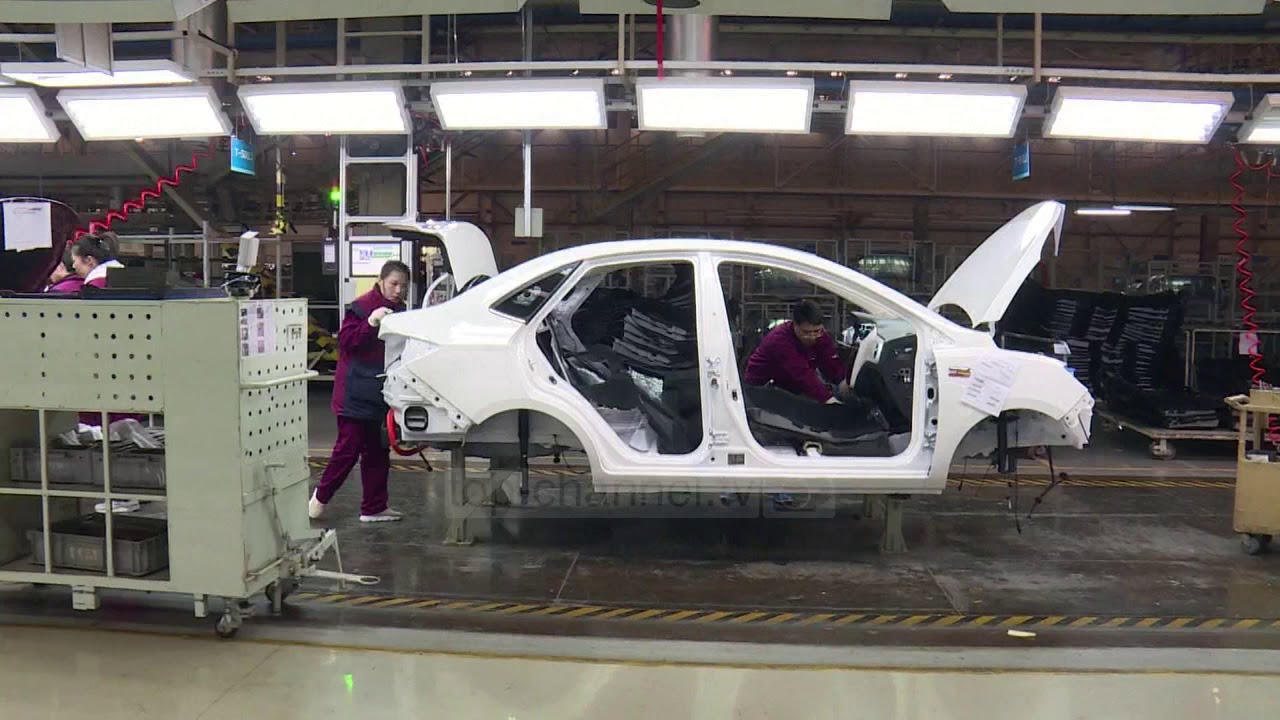 &ldquo;Made in China&rdquo;/ Tesla prodhon makina elektrike n&euml; Kin&euml;