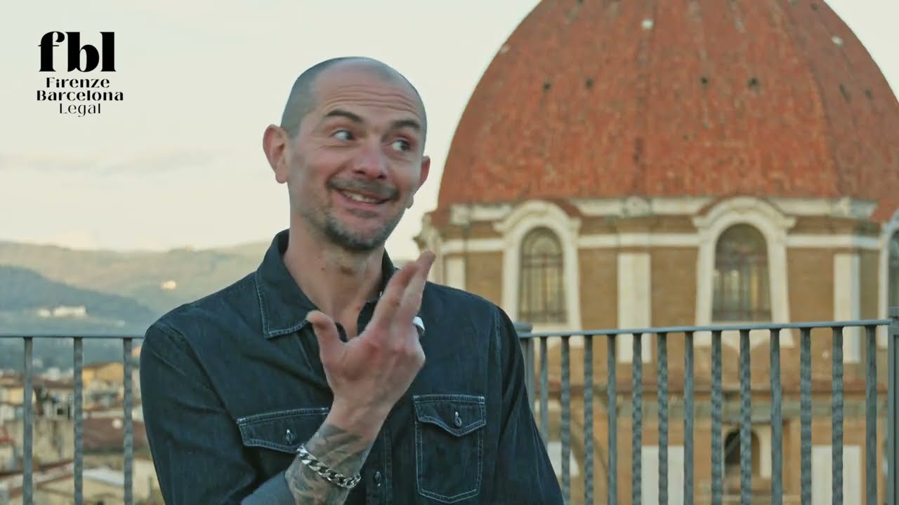 Gabriele Corcos - Se tu potessi scrivere una legge, quale legge scriveresti?