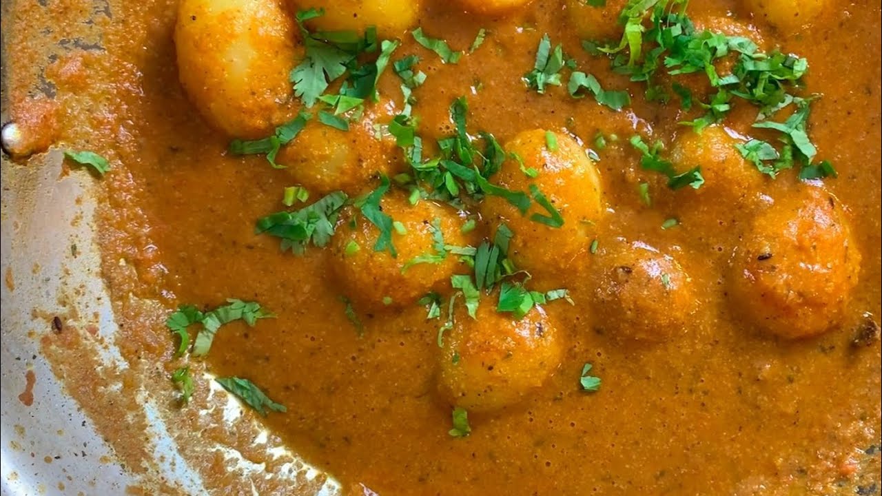 Dum Aalu ki ye recipe zaroor banaye....