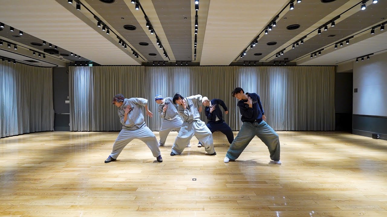 [Choreography Video] WILD BLUE - Glitch